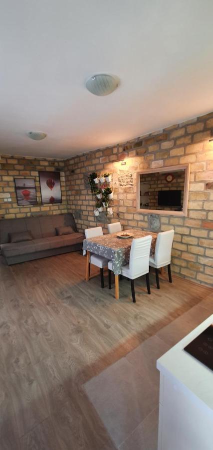 Ferienwohnung Bakina Kuca Golubac Exterior foto