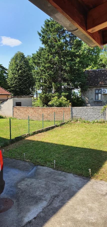 Ferienwohnung Bakina Kuca Golubac Exterior foto