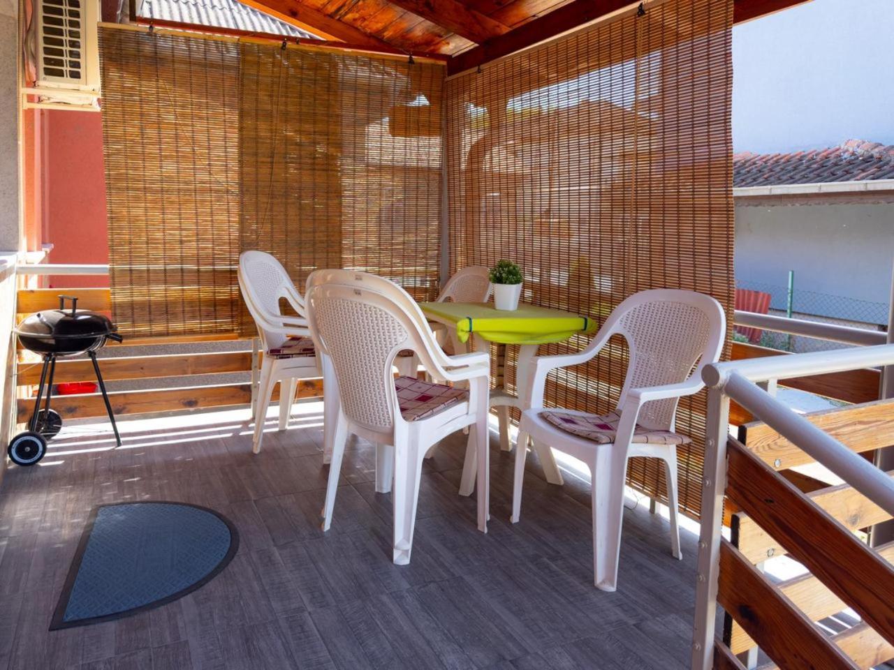 Ferienwohnung Bakina Kuca Golubac Exterior foto