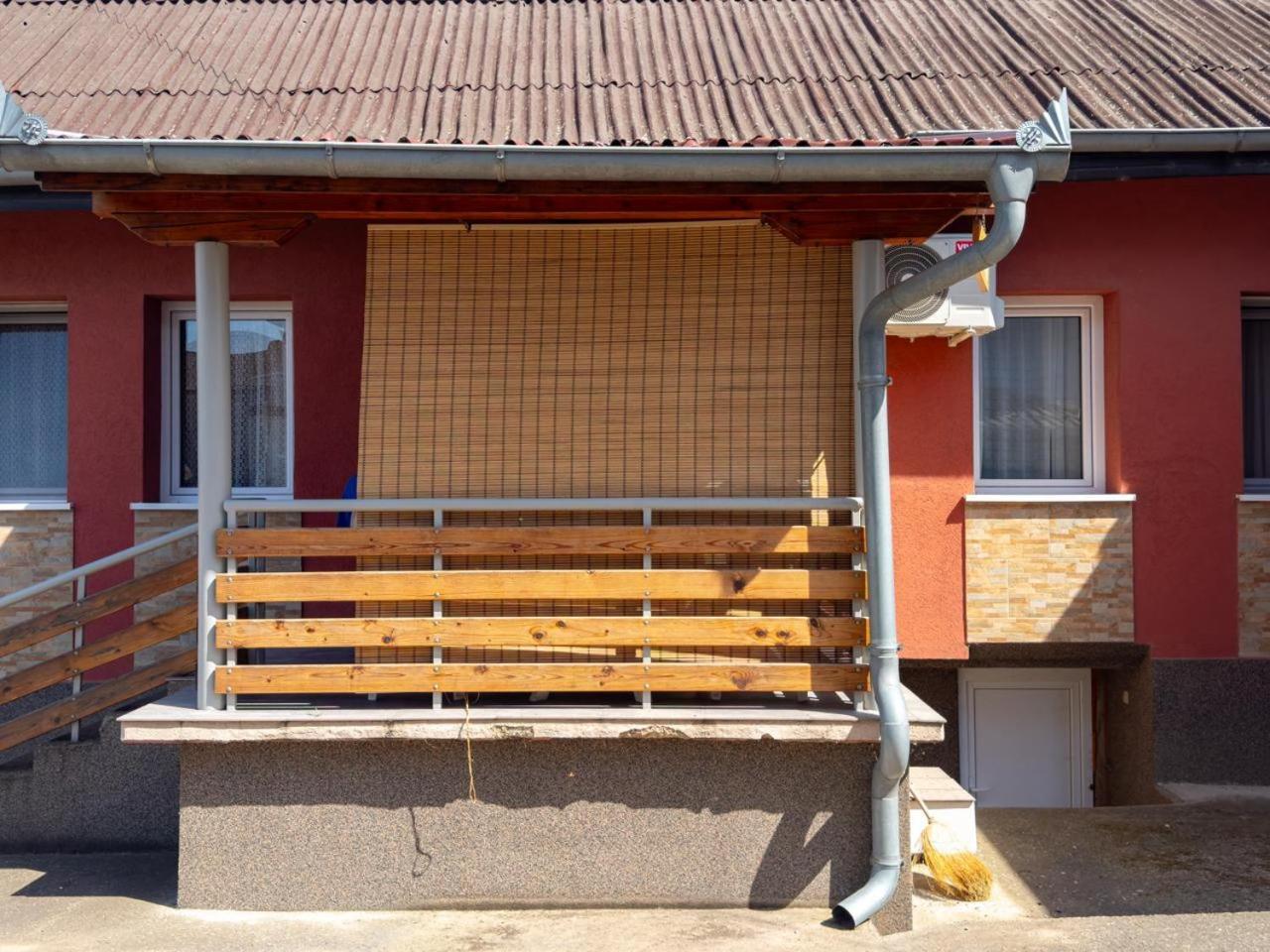 Ferienwohnung Bakina Kuca Golubac Exterior foto
